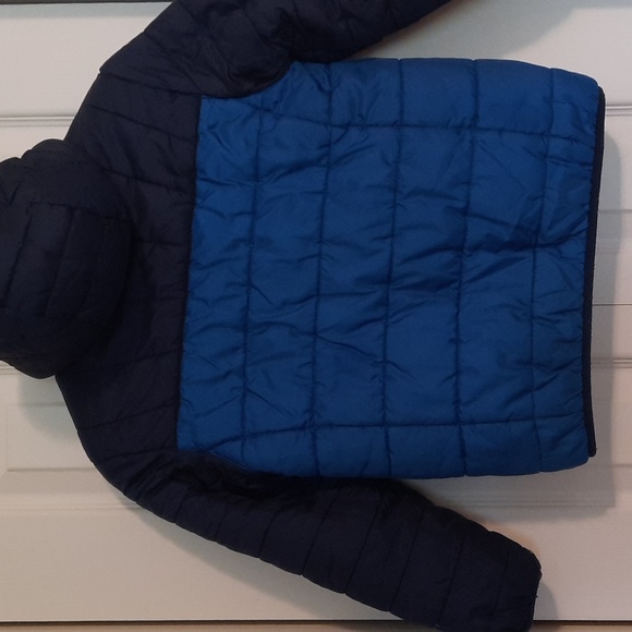 Kids reversible winter jacket. - Picture 4 of 7